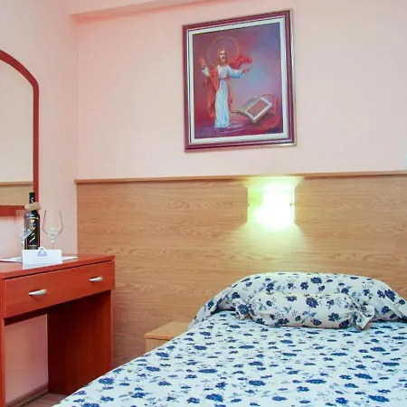 Hotel Neretva 3*